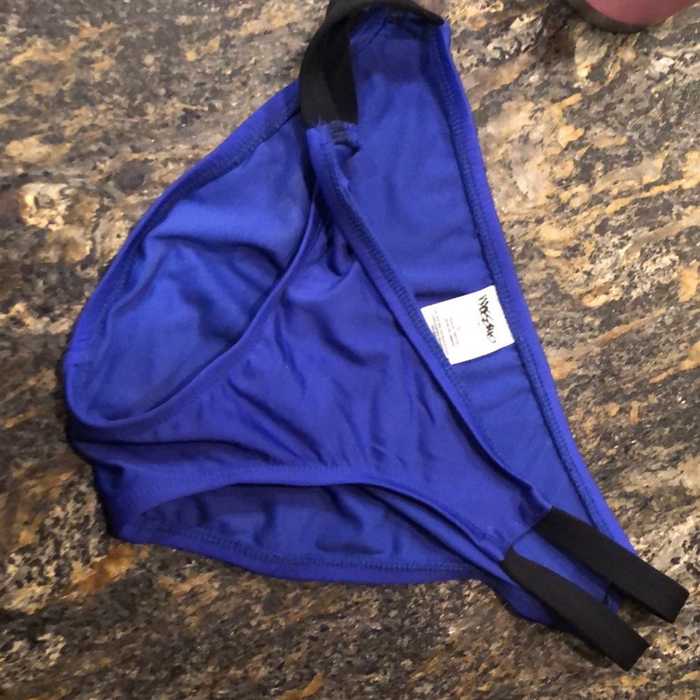 swimsuit bottoms
